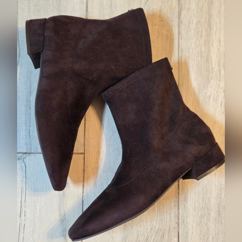 Anne Klein Dark Brown Suede Ankle Booties Low Block Heel Square Toe Size 7 NWOB